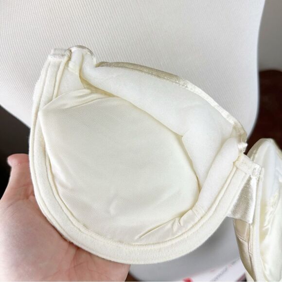 Victorias Secret Strapless Satin Push Up Bra 34C Vintage 90s - Picture 10 of 11